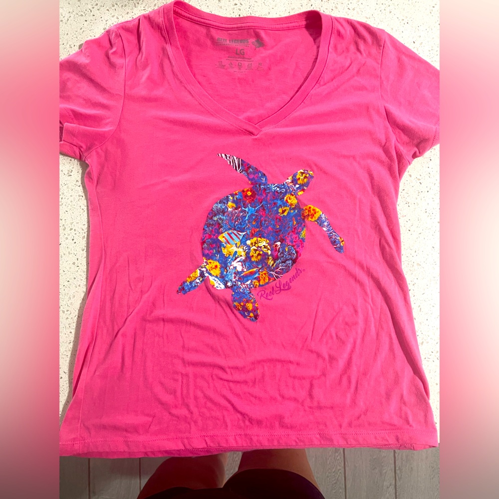 Reel legends V neck